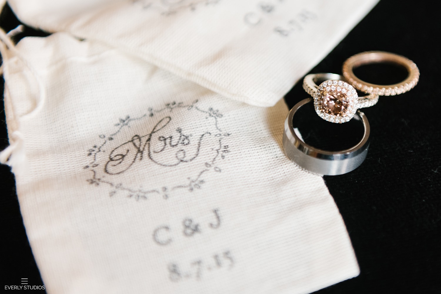 Vintage wedding ring