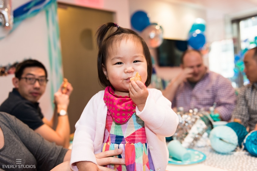 Children's first birthday party at Sprinkles NYC. Photos by New York children's birthday party photographer Everly Studios, www.everlystudios.com