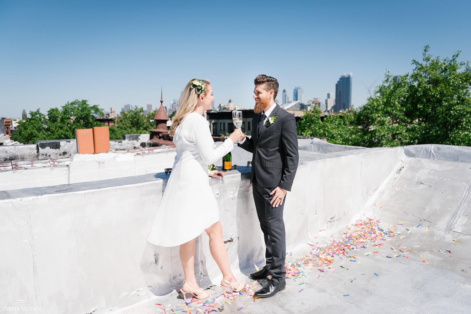 Fun outdoor Brooklyn wedding. Rooftop wedding photos. Photos by Brooklyn wedding photographer Everly Studios, www.everlystudios.com