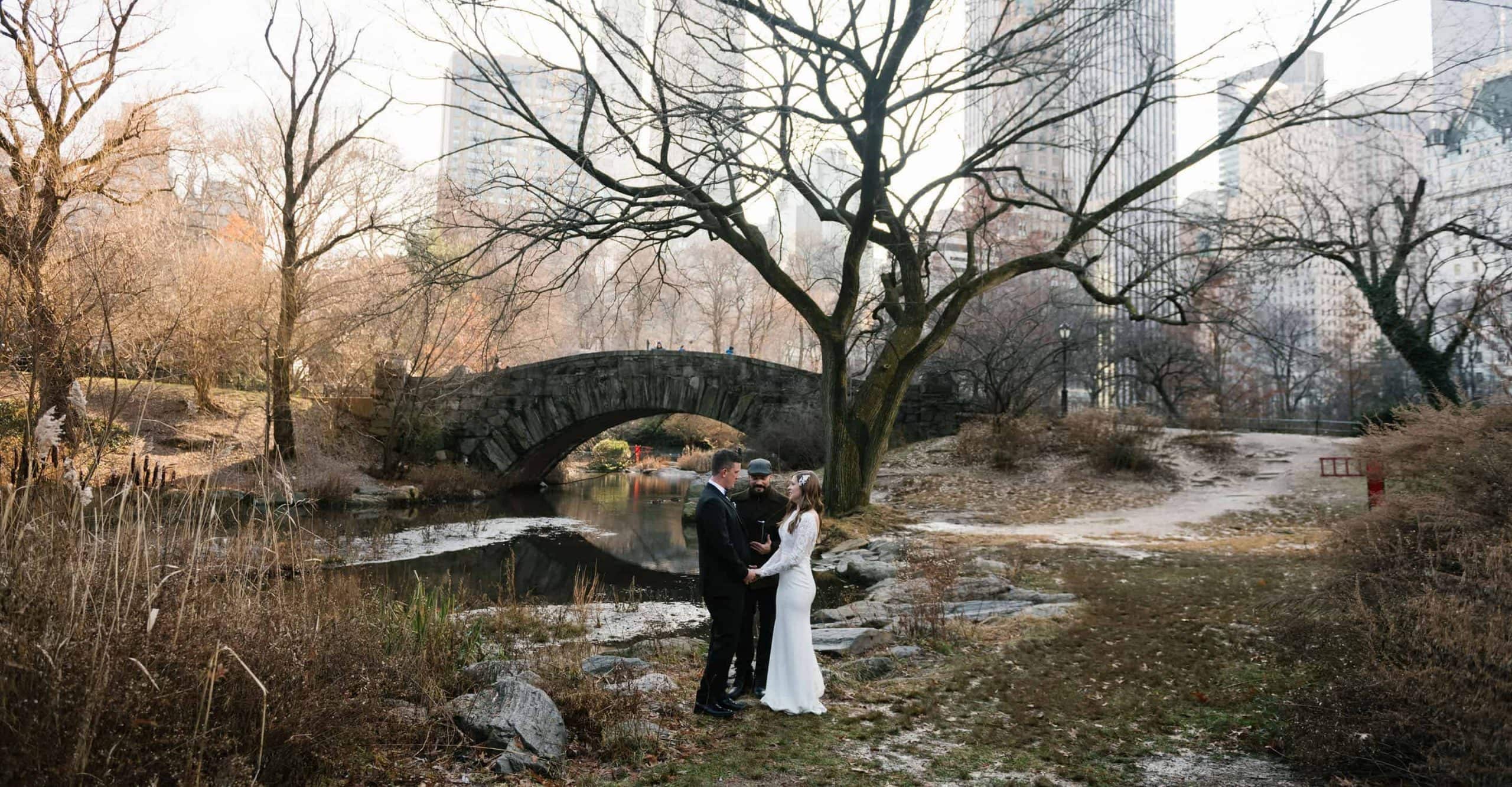Gapstow Bridge wedding in NYC during winter