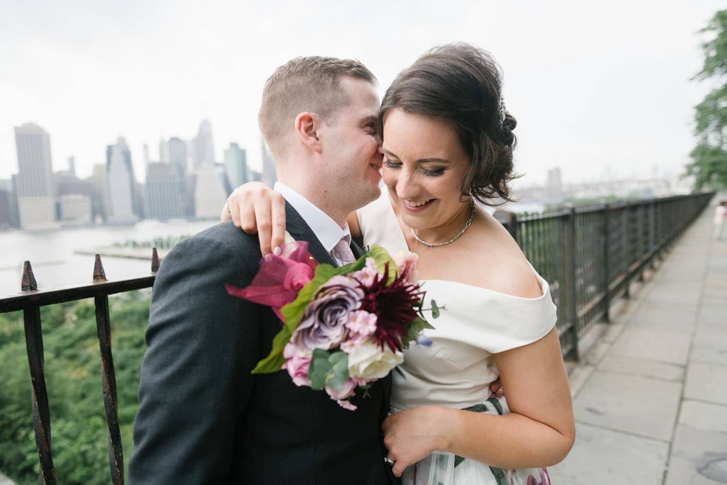 NYC elopement locations: brooklyn heights promenade wedding