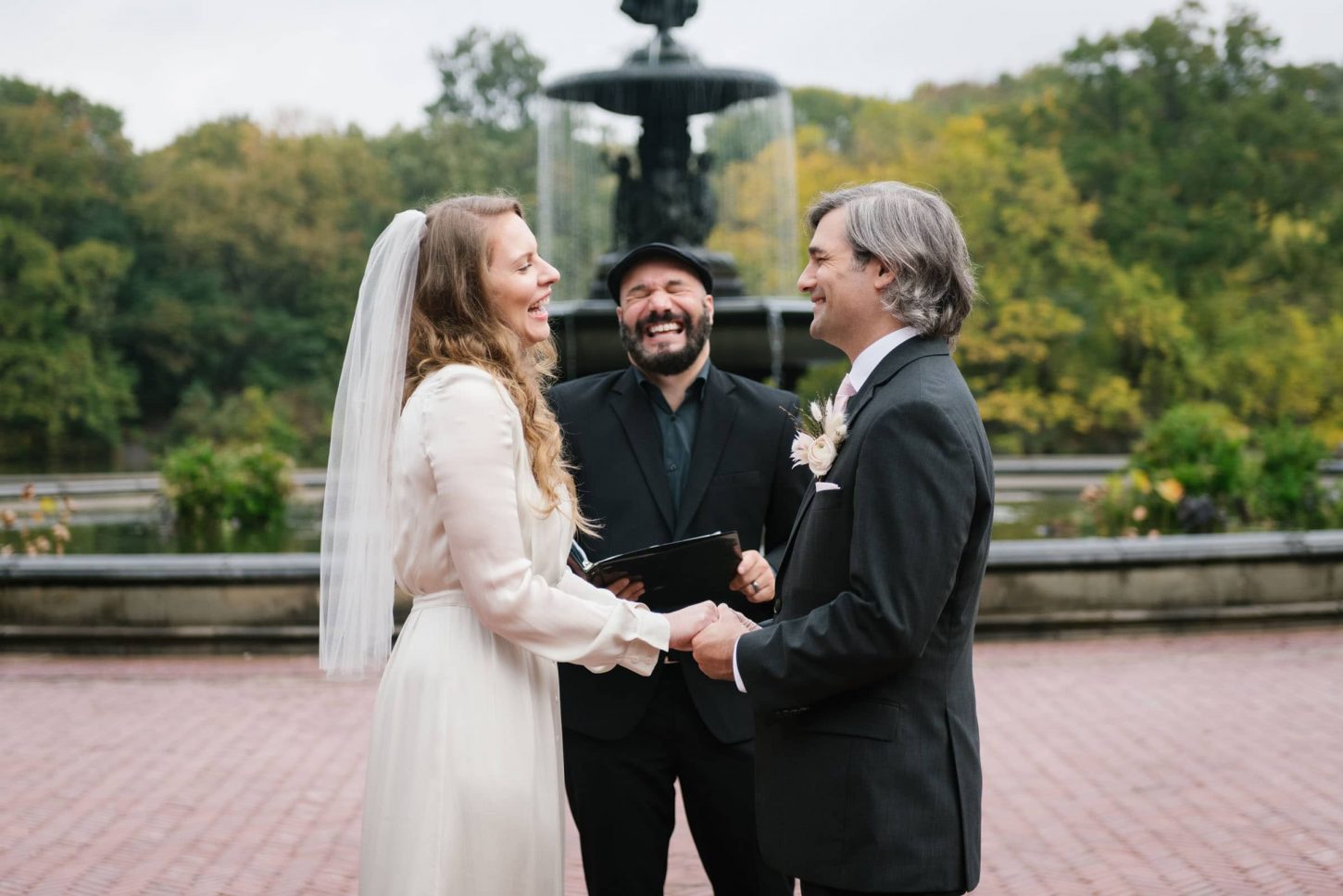Bethesda Fountain elopement in Central Park NYC. Small wedding at Bethesda Terrace and Fountain in New York.