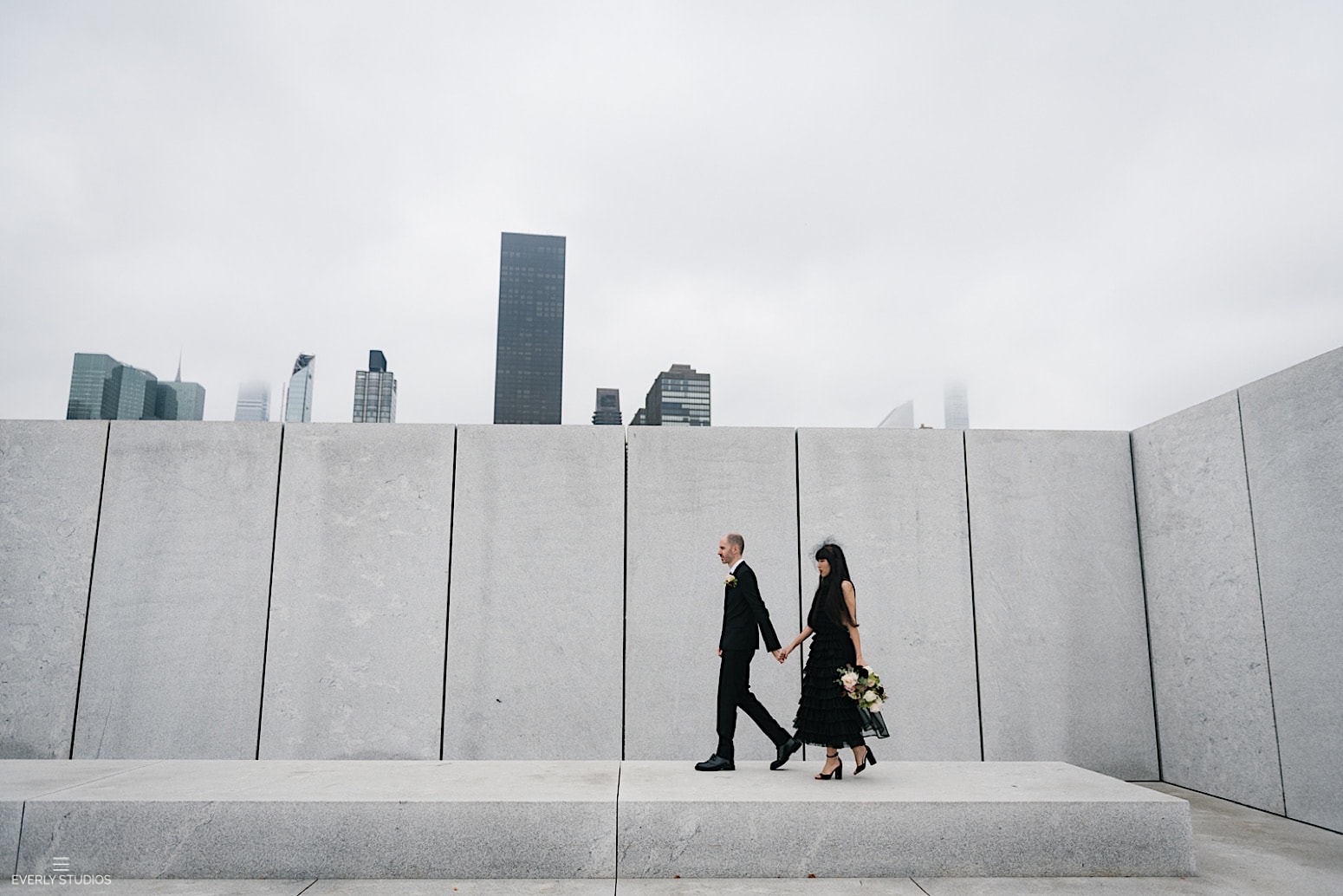 Four Freedoms Park wedding on Roosevelt Island NYC. Photos by NYC elopement photographer Everly Studios.