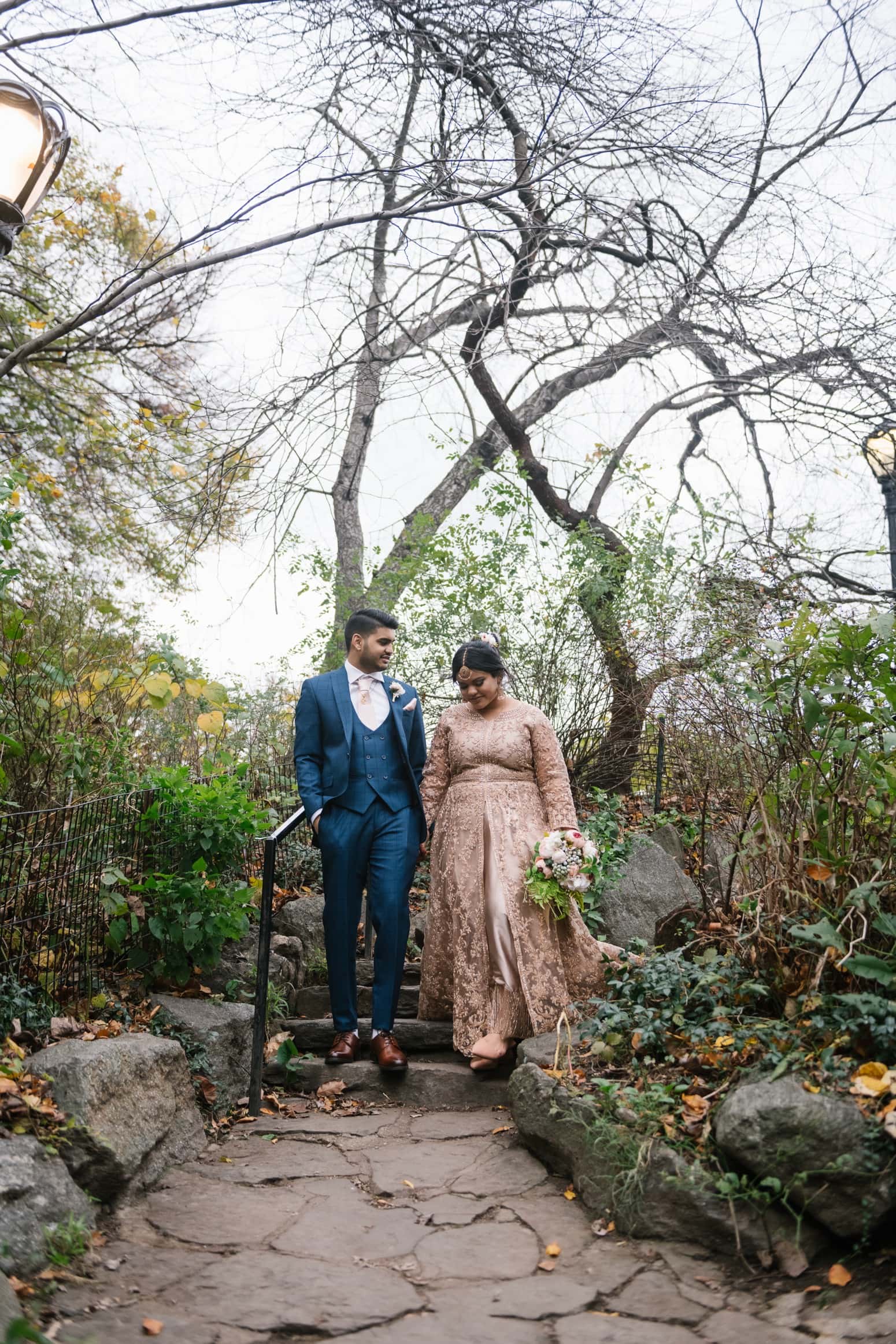 Wagner Cove wedding in Central Park NYC. Photos by NYC elopement photographer Everly Studios